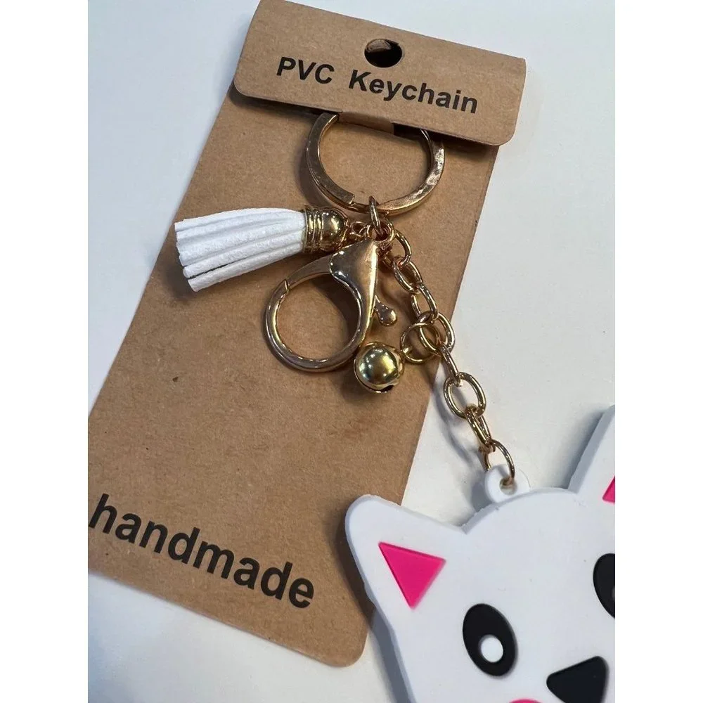 NWT PVC White Cat Head Keychain/ Bag Clip‎